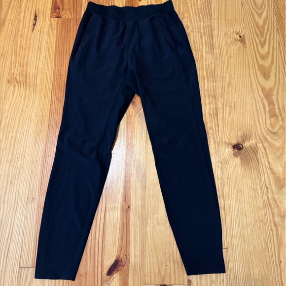 Lululemon In Mind Black Size SM Pant Active Running Lightweight Stretch - Picture 4 of 9